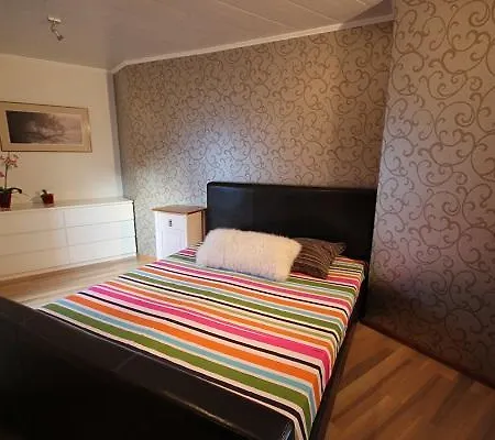 4-room Family *