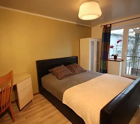 4-room Family
